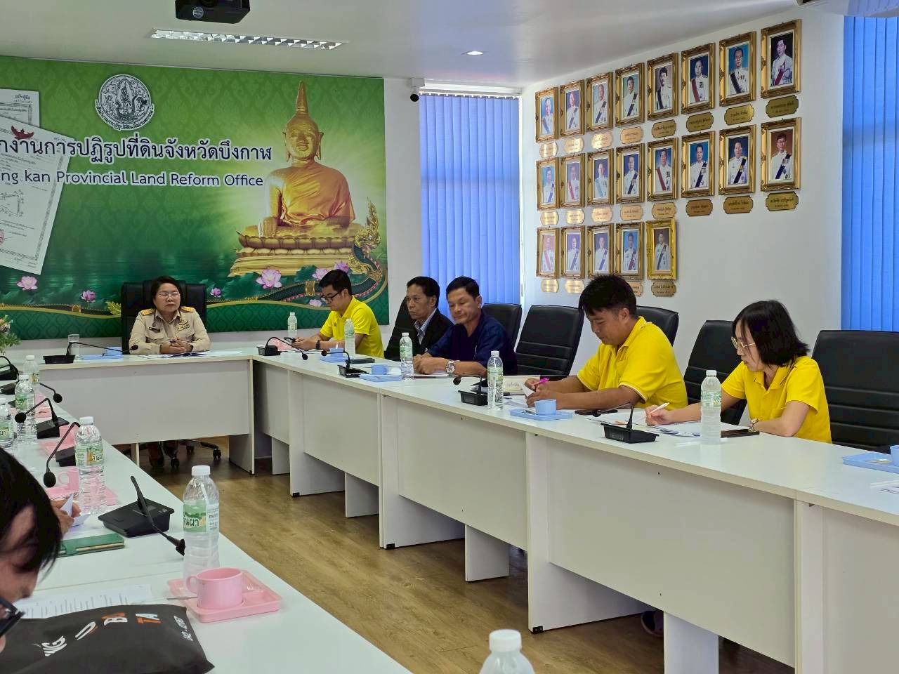 title - ประชุมให้คำแนะนำและชี้แจงรายละเอียดและขั้นตอนการดำเนินงาน วิธีการเสนอที่ดินเอกชนให้ ส.ป.ก.จังหวัด